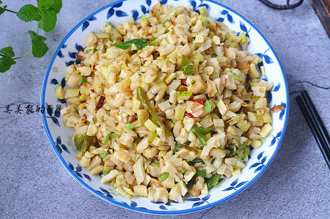 青椒炒春筍末的做法-家常味炒菜譜