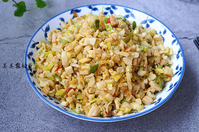 青椒炒春筍末的做法-家常味炒菜譜