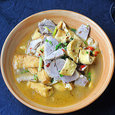 回鍋油豆腐燒肉的做法-家常味燒菜譜