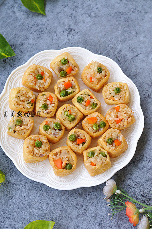 七彩糯米飯蒸塞油豆腐的做法-家常味蒸菜譜