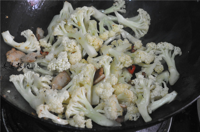 干煸花菜的做法-香辣味炒菜譜