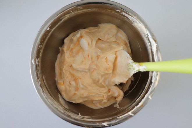 拔絲蛋糕的做法-甜味烘焙菜譜