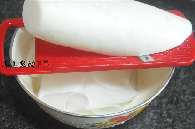 爽脆蘿卜片的做法-香辣味拌菜譜