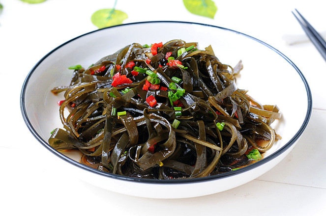 涼拌海帶的做法-家常味拌菜譜