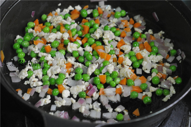 七彩糯米飯蒸塞油豆腐的做法-家常味蒸菜譜