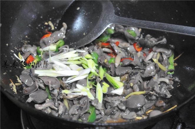 開胃雞腎的做法-香辣味炒菜譜