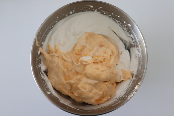 拔絲蛋糕的做法-甜味烘焙菜譜