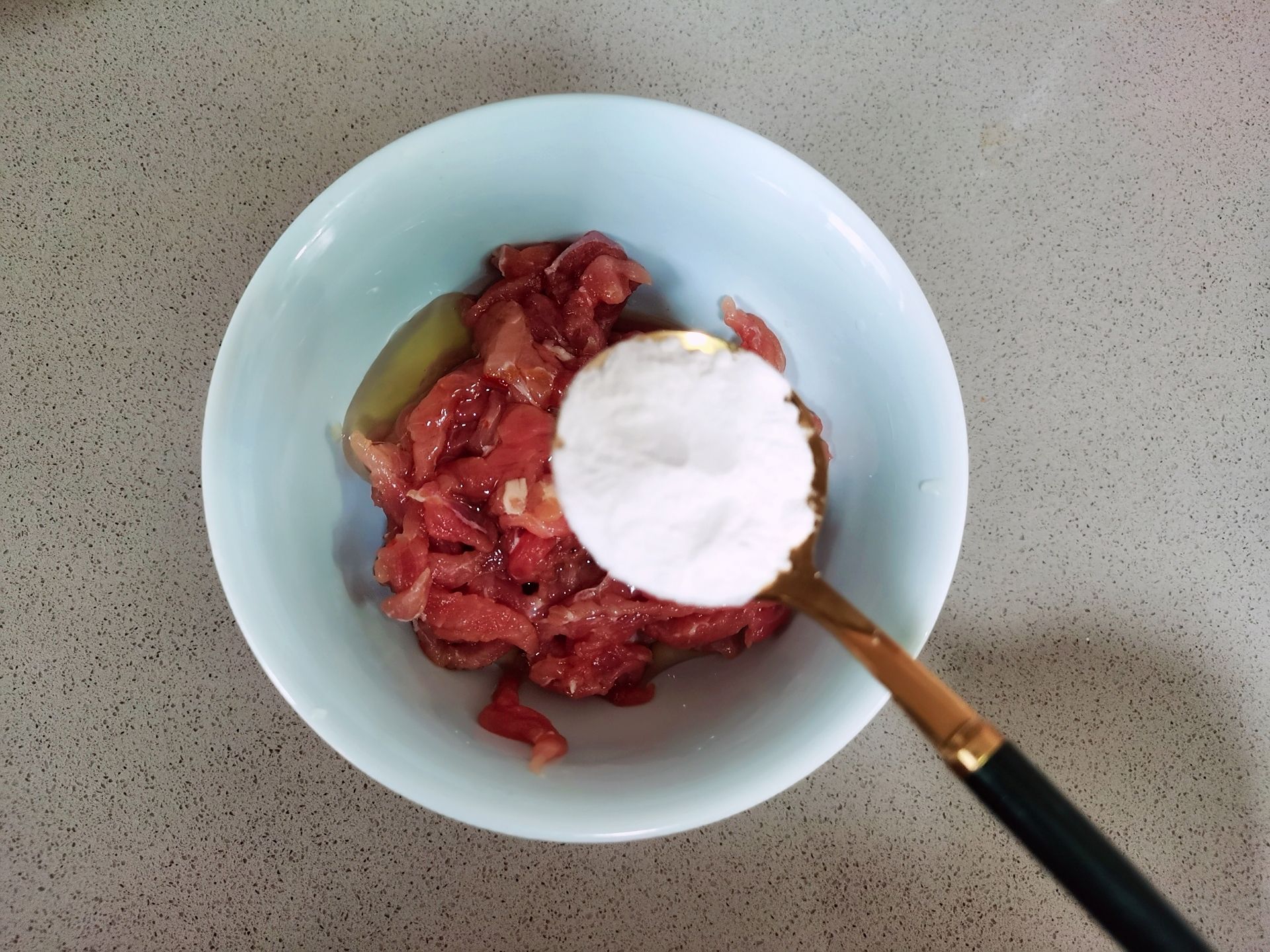 好吃到舔盆的魚香肉絲的做法-酸甜味炒菜譜