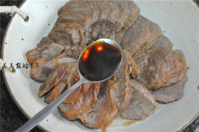 拌鹵牛肉的做法-香辣味拌菜譜