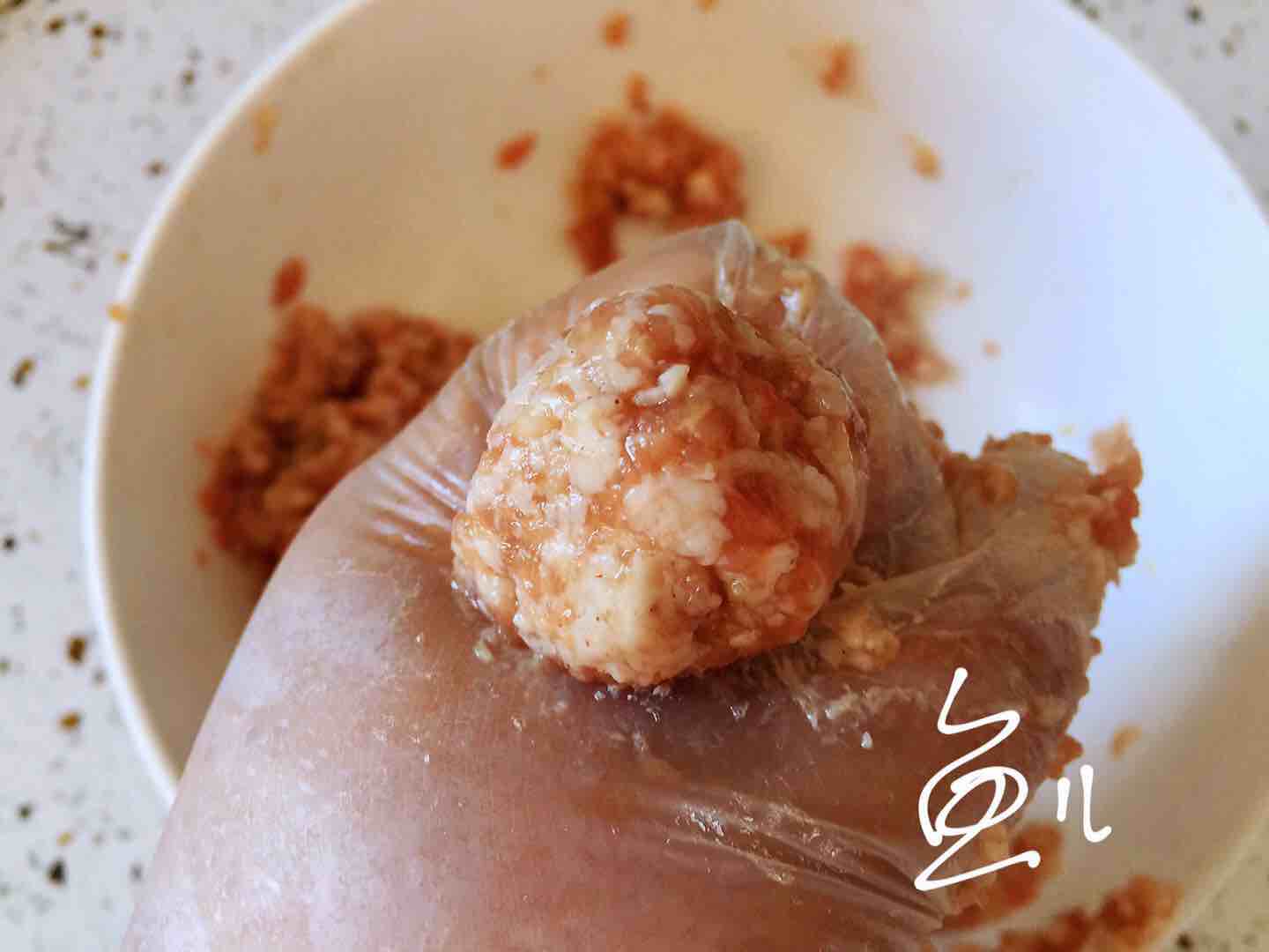 蓮藕肉丸的做法-家常味炸菜譜