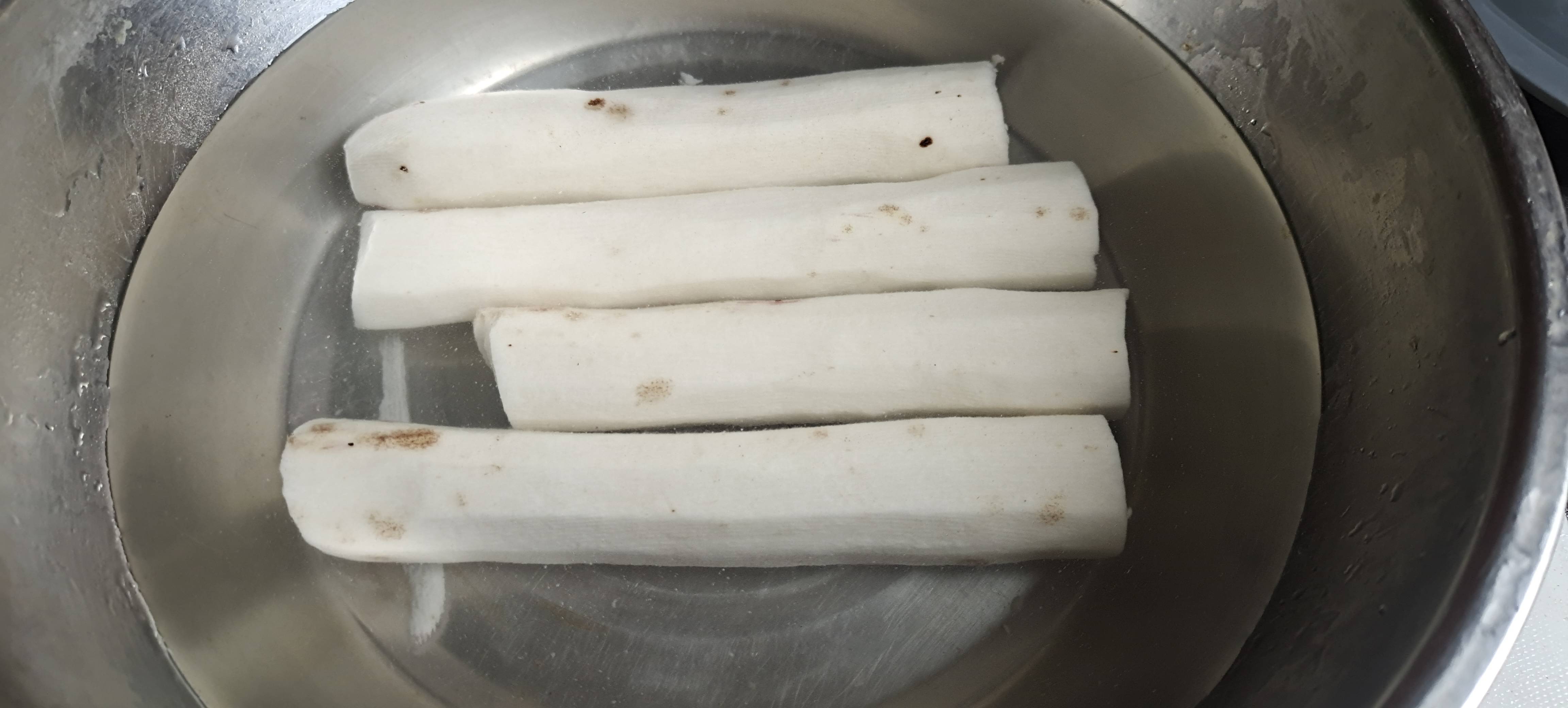 秋冬滋補養生…紅燒排骨山藥的做法-咸鮮味燒菜譜