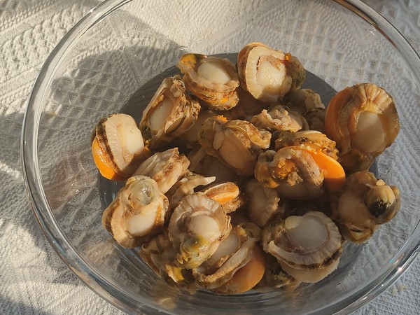 烤扇貝串兒，鮮香十足超好吃的做法-咸鮮味烤菜譜