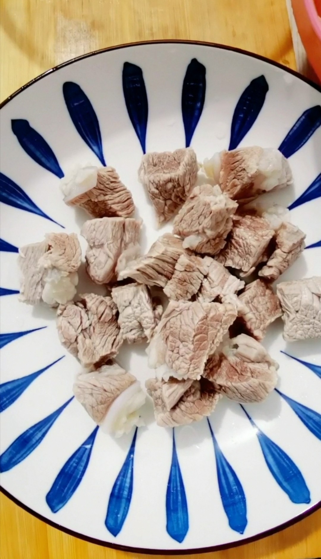 牛腩燉土豆的做法-咸鮮味燉菜譜