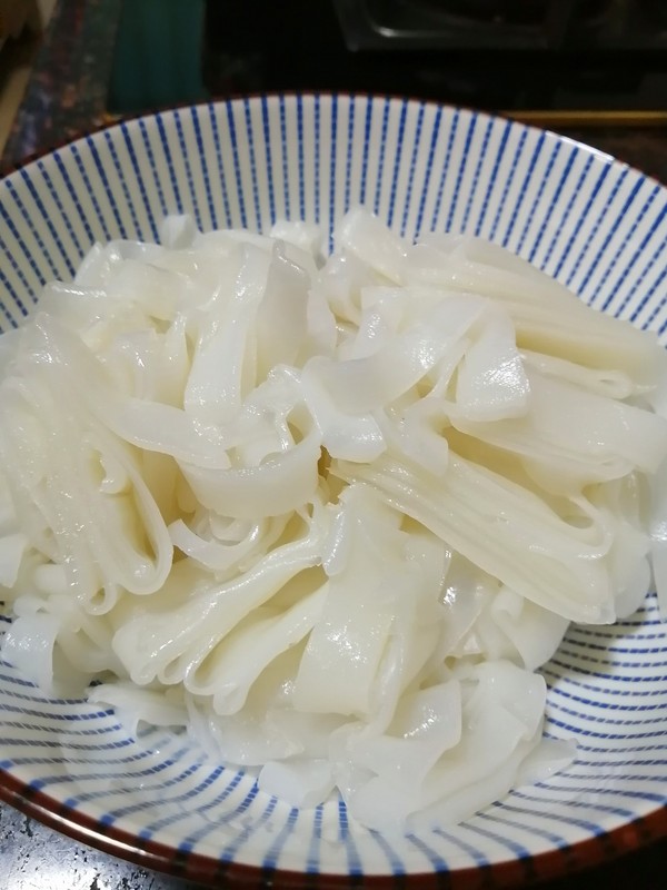 簡簡單單也不失美味~~簡易版涼皮的做法-家常味蒸菜譜