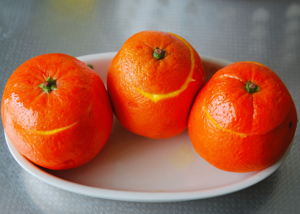 鮮橙蒸蛋的做法-果味蒸菜譜