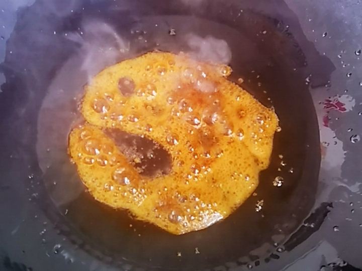 農(nóng)家田園燉雞翅的做法-家常味燉菜譜