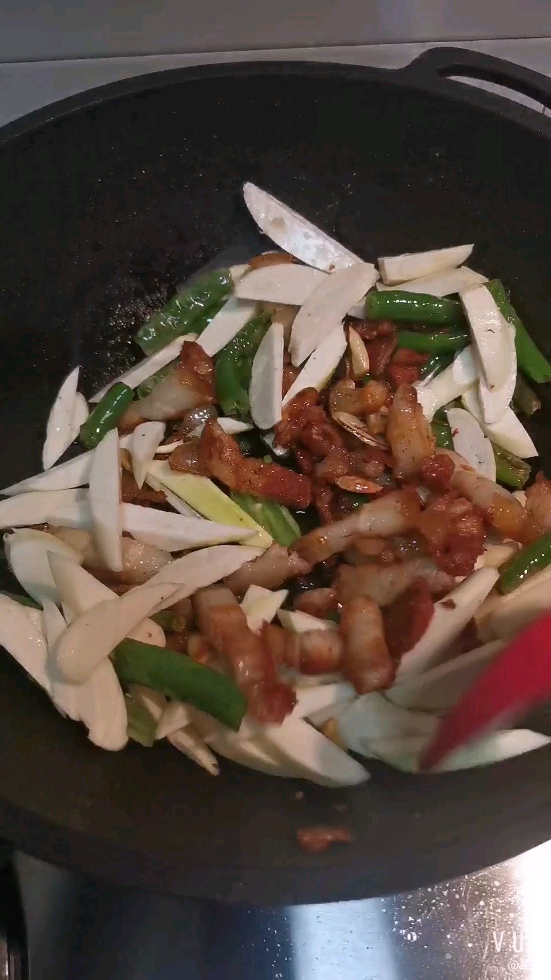 餃白炒肉的做法-香辣味炒菜譜