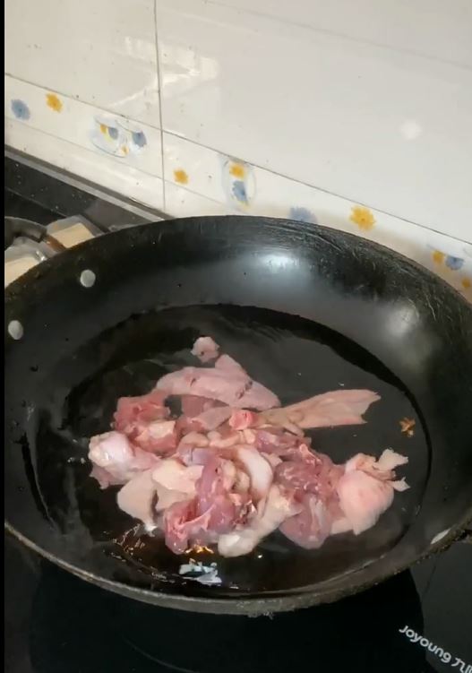 麻辣鴨的做法-麻辣味燒菜譜