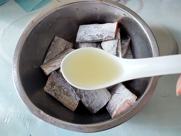 空氣炸鍋烤帶魚的做法-家常味烤菜譜