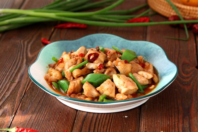 辣炒饞嘴雞的做法-麻辣味炒菜譜