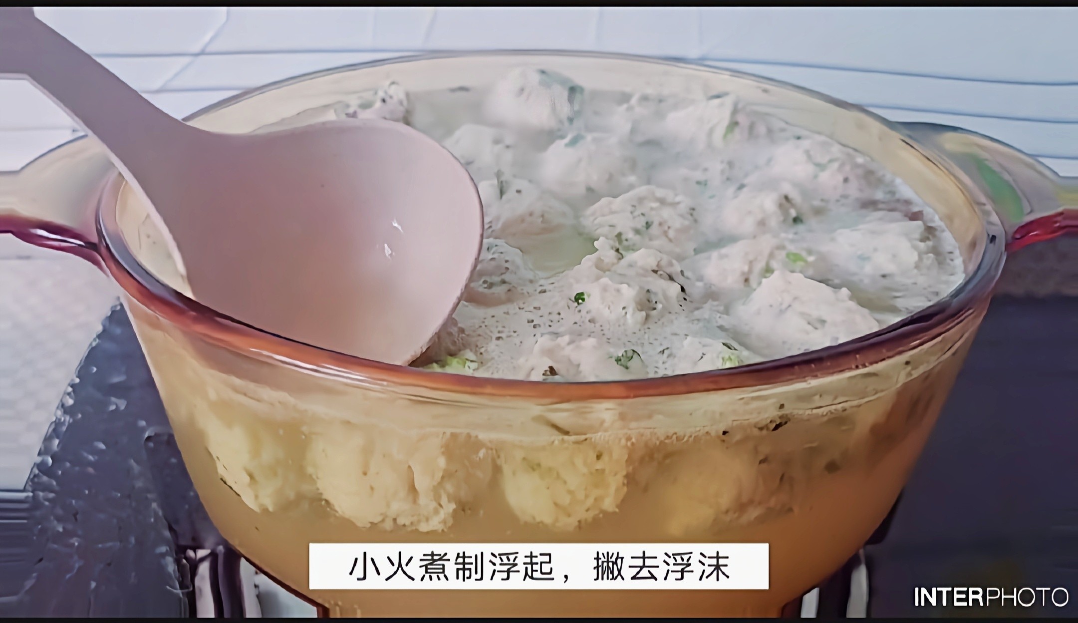 #豆腐的神仙做法#香菜豆腐肉丸的做法-咸鮮味煮菜譜