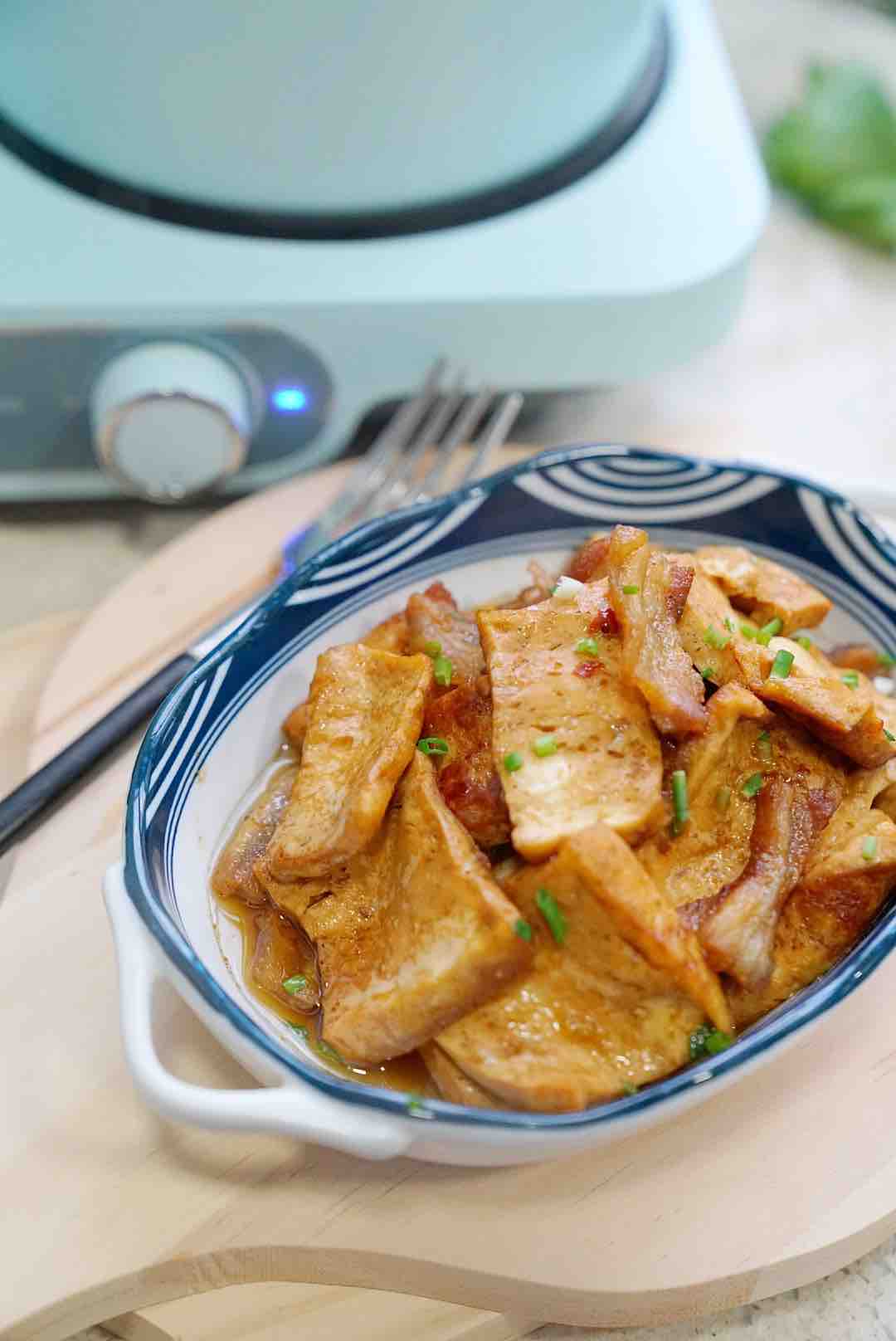 五花燒豆腐的做法-家常味燒菜譜