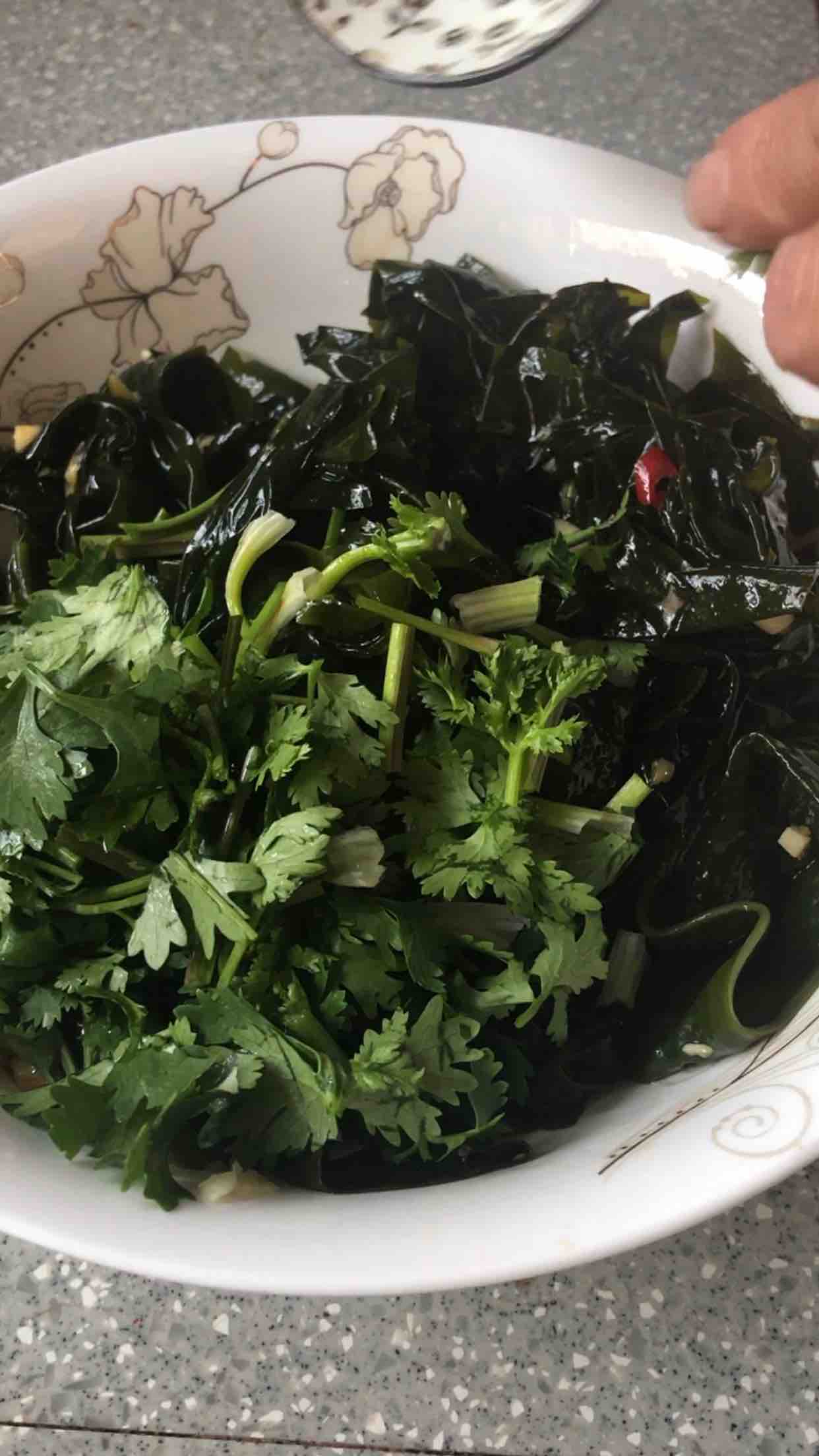 涼拌裙帶菜的做法-酸甜味拌菜譜