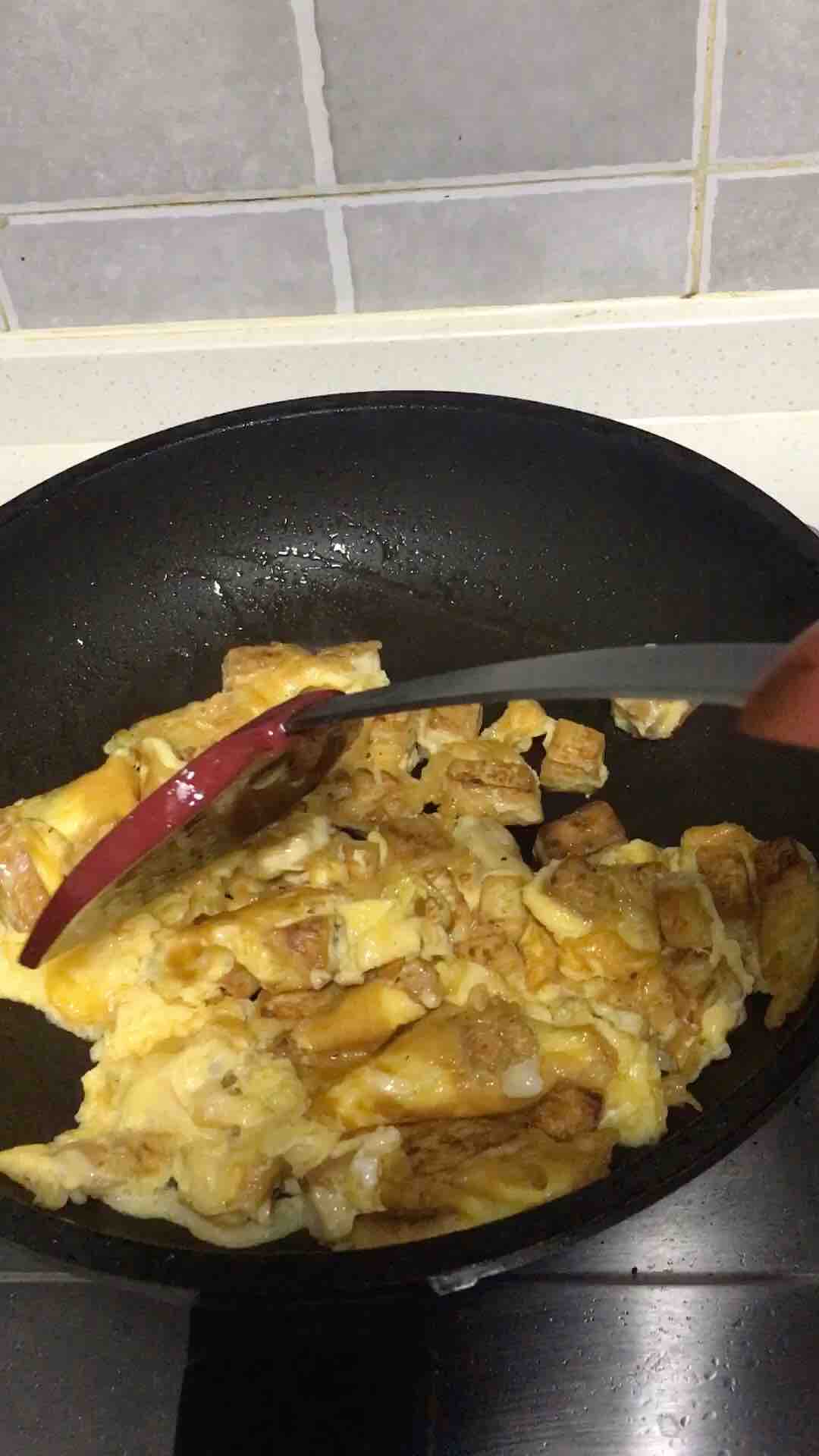 豆腐雞蛋的做法-家常味炒菜譜