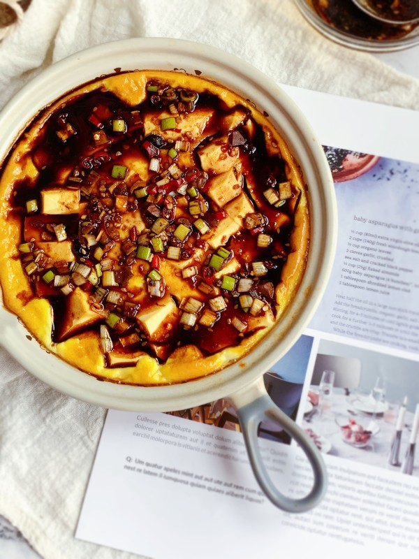 超下飯的香辣抱蛋豆腐的做法-香辣味烤菜譜