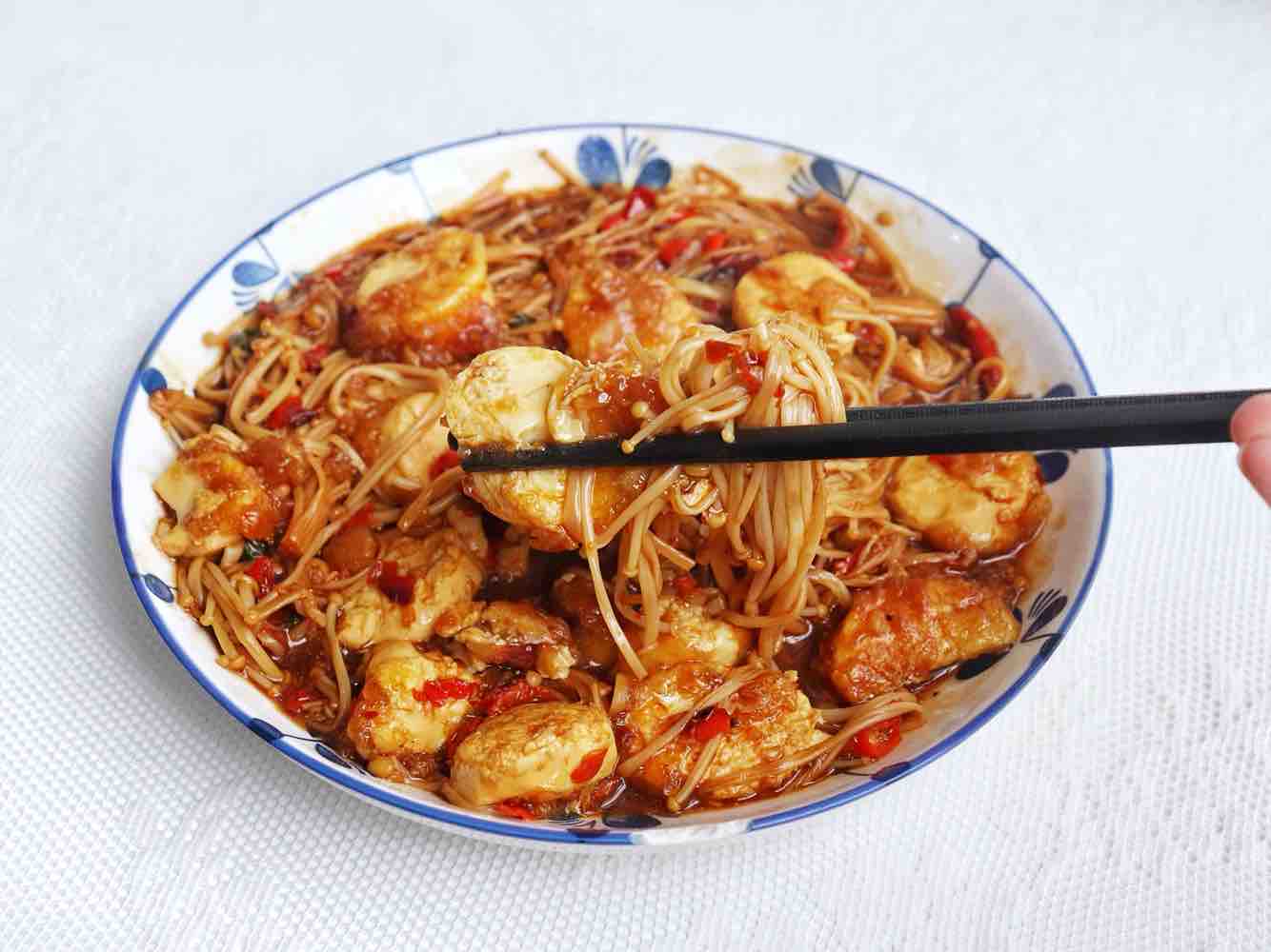 金針菇燒日本豆腐的做法-家常味煮菜譜