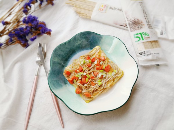 蕎麥面條雞蛋餅的做法-家常味煎菜譜