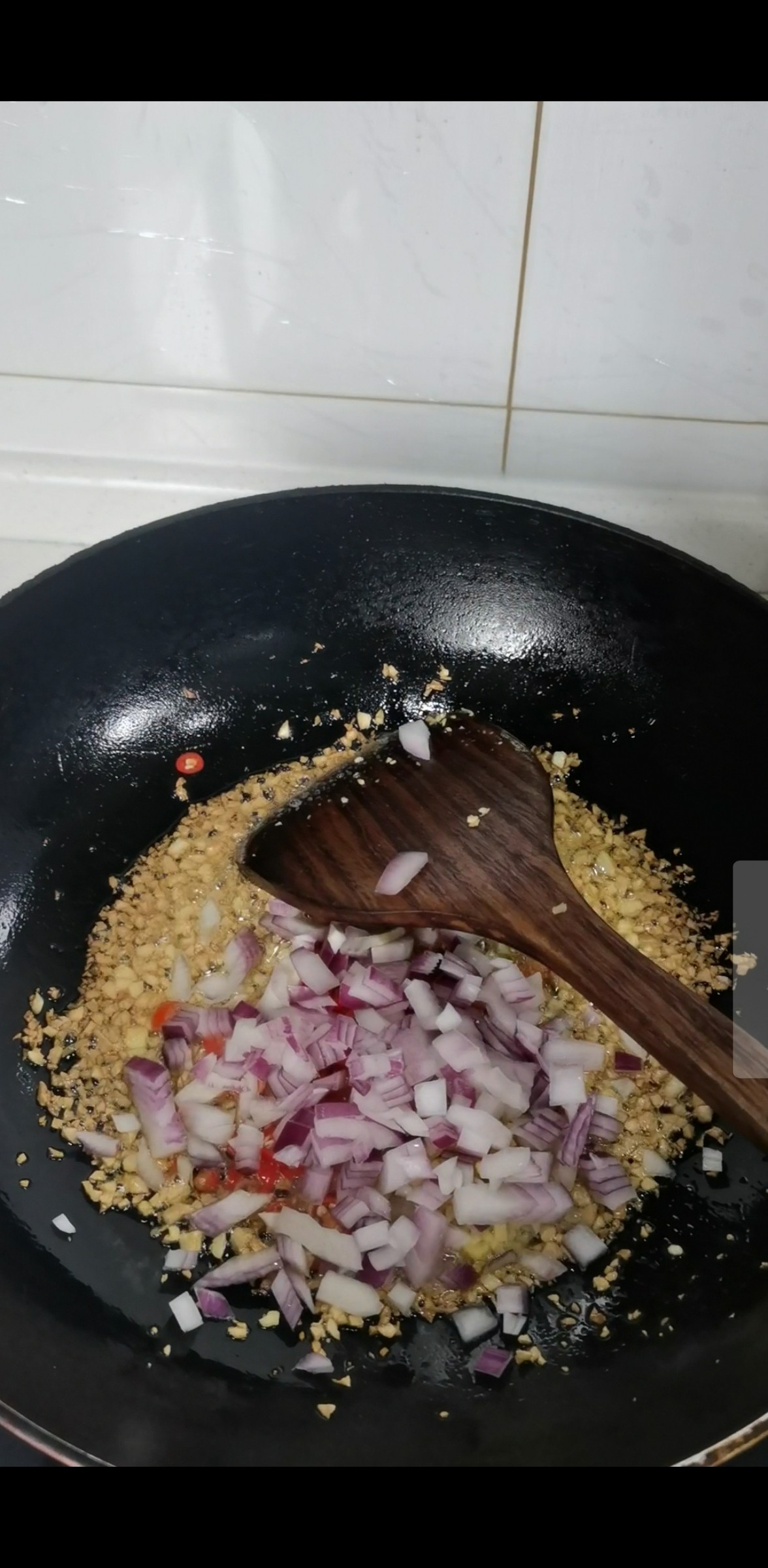 花甲鮮蝦焗粉絲的做法-香辣味烤菜譜