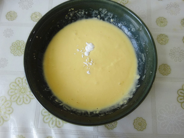 韭菜雞蛋餅的做法-咸鮮味烙菜譜