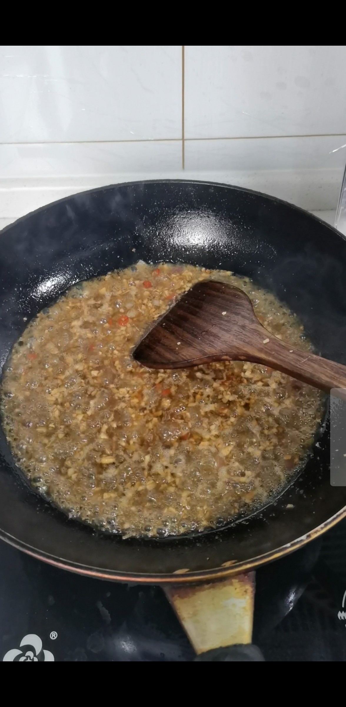 花甲鮮蝦焗粉絲的做法-香辣味烤菜譜