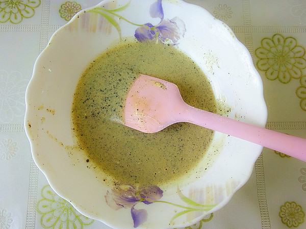 黑芝麻蒸蛋糕的做法-甜味蒸菜譜