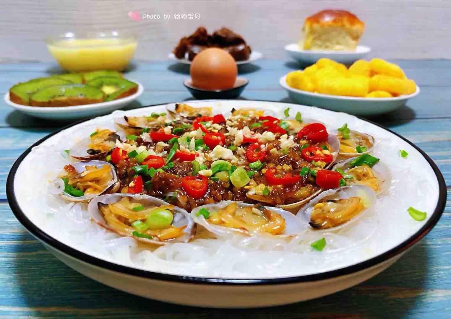 蒜蓉粉絲蒸花蛤的做法-蒜香味蒸菜譜