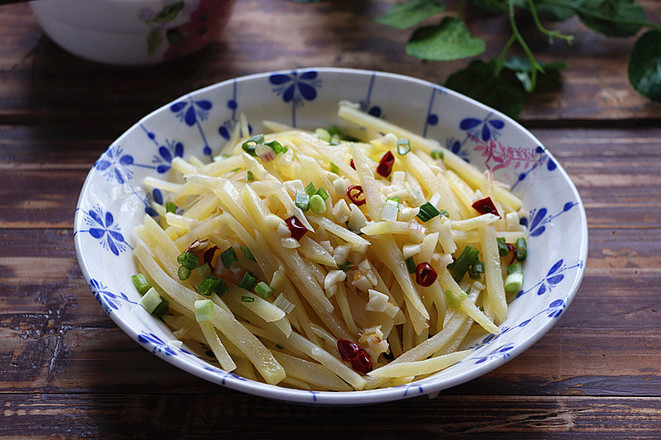 香脆醋溜土豆絲的做法-家常味炒菜譜