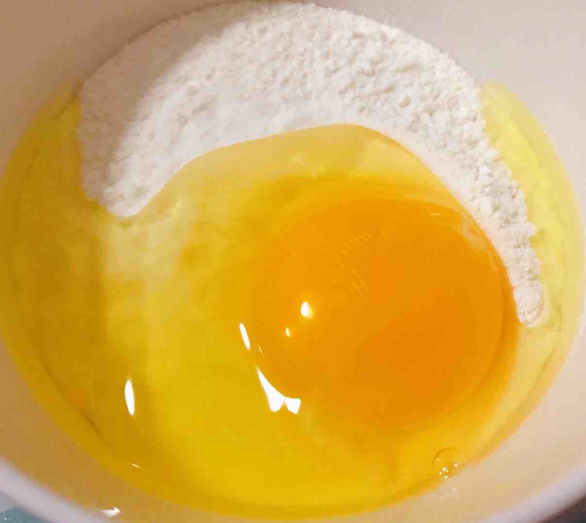 西紅柿香菇芹菜葉豬肉疙瘩湯的做法-家常味煮菜譜