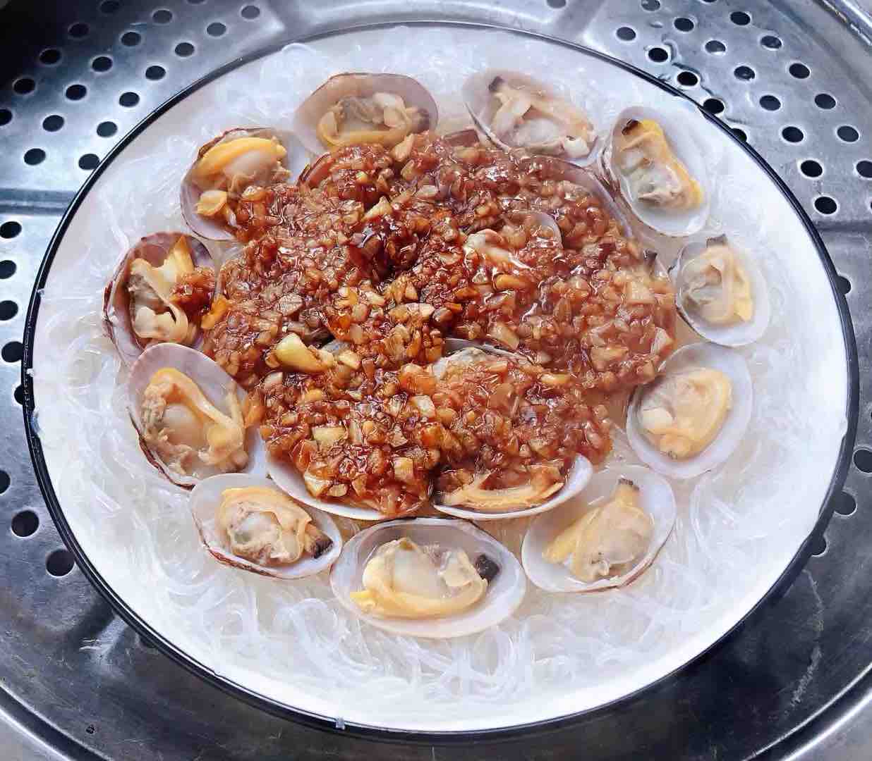 蒜蓉粉絲蒸花蛤的做法-蒜香味蒸菜譜