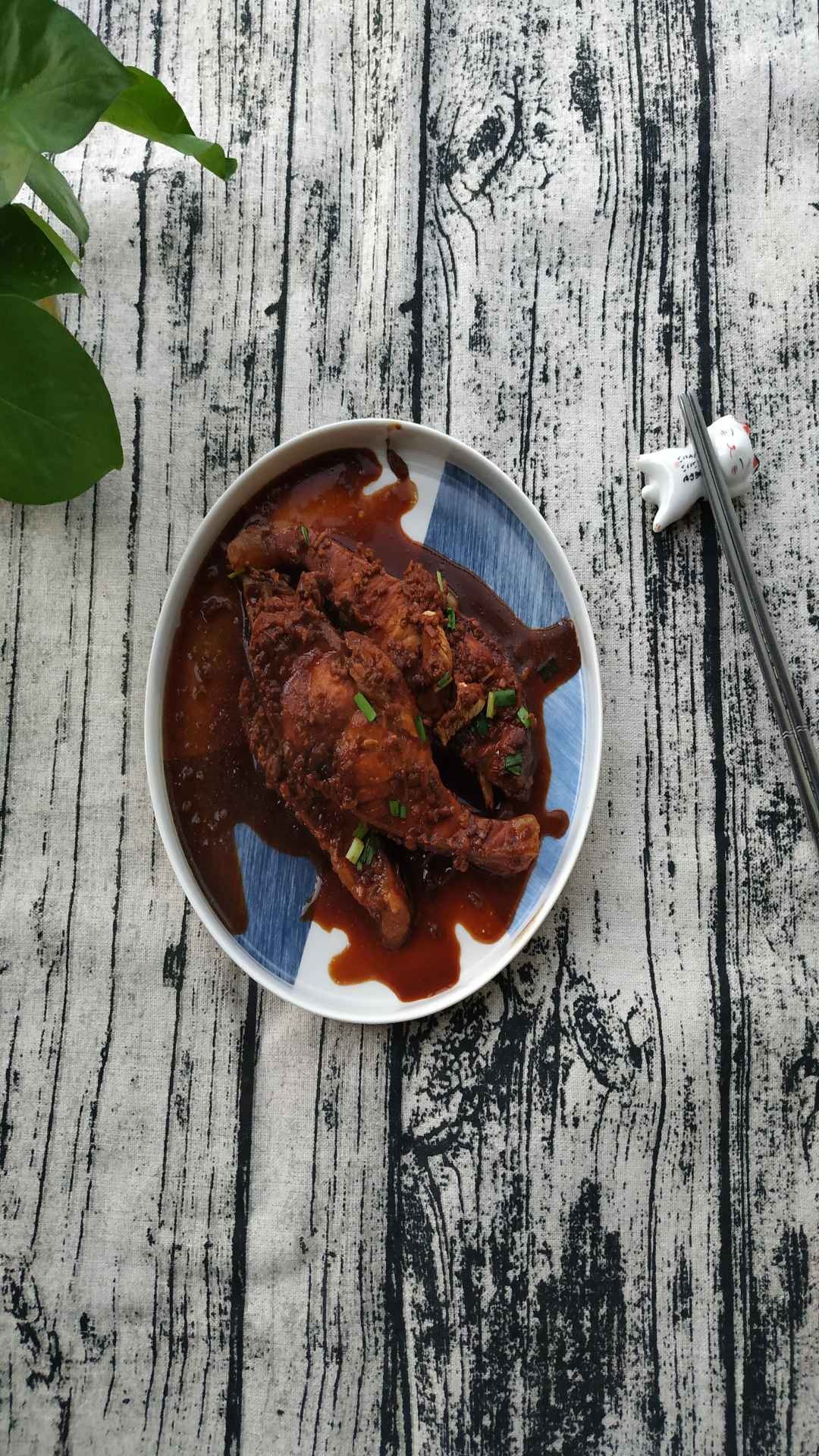 醬燒青魚的做法-醬香味燒菜譜