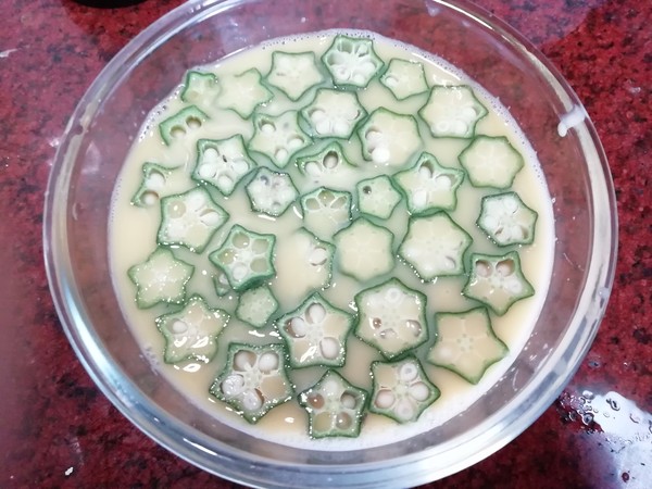 秋葵蒸蛋羹的做法-咸鮮味蒸菜譜