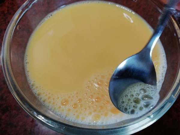 秋葵蒸蛋羹的做法-咸鮮味蒸菜譜