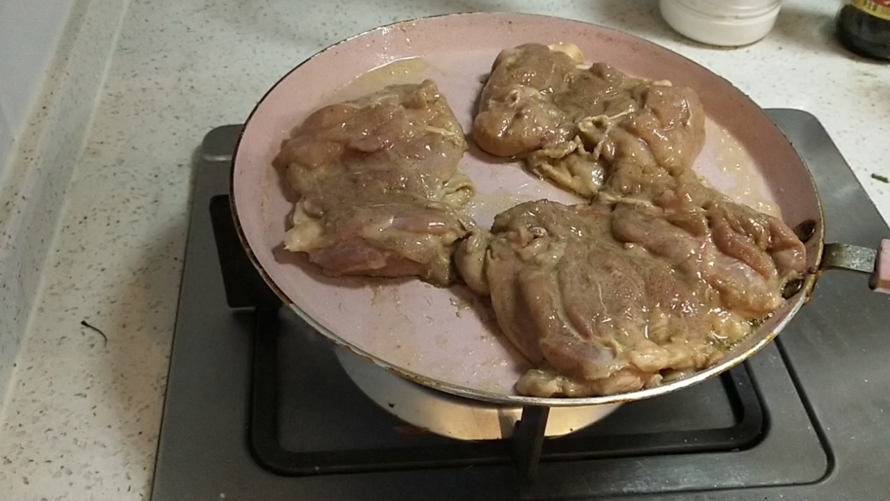 網(wǎng)紅芝士脆皮雞的做法-咸鮮味煎菜譜