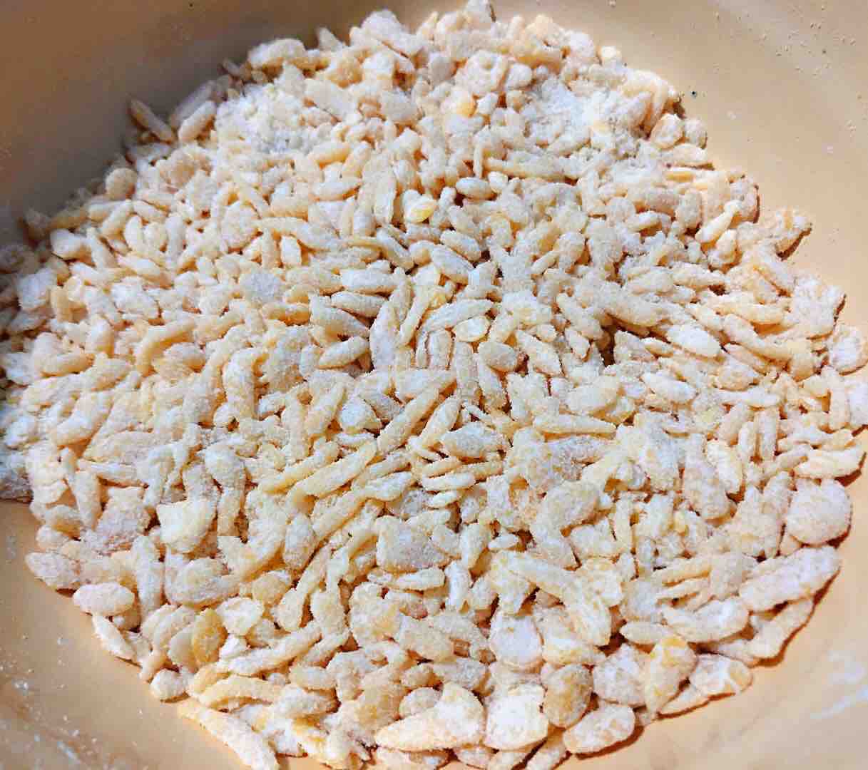 西紅柿香菇芹菜葉豬肉疙瘩湯的做法-家常味煮菜譜