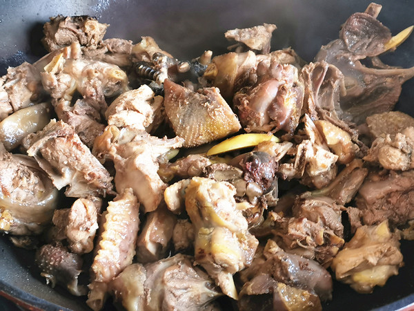 黃豆醬燉雞的做法-家常味燉菜譜