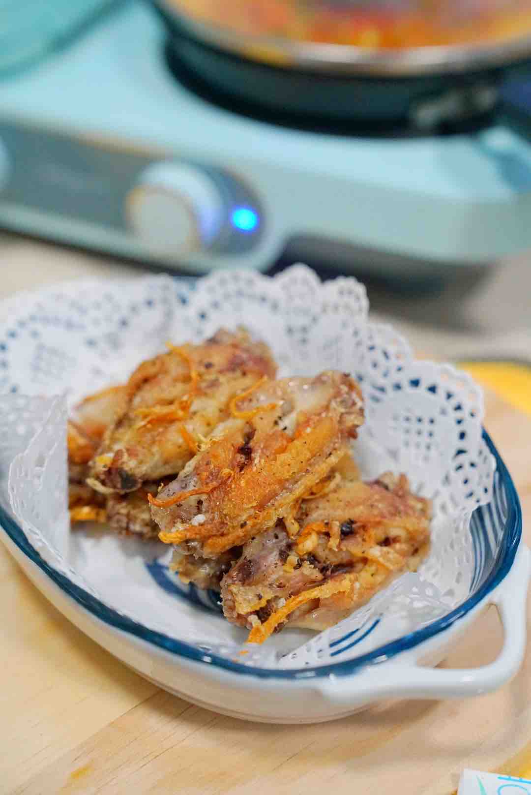 干煎翅中的做法-黑椒味煎菜譜