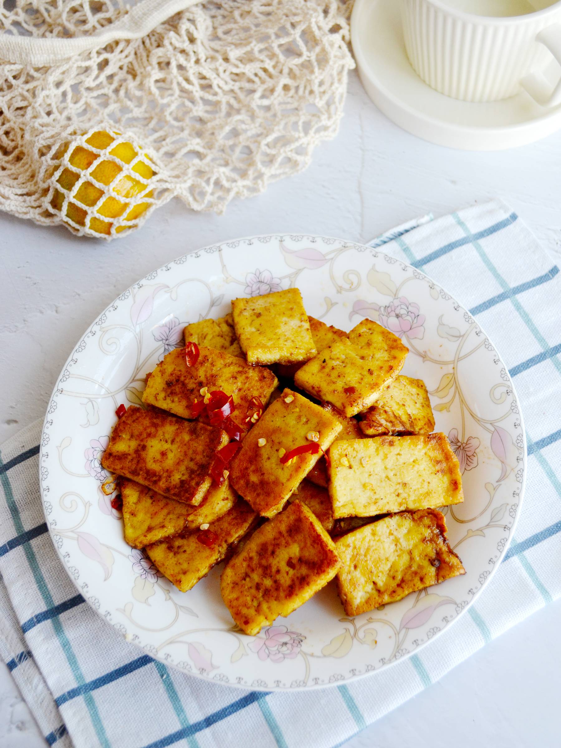 麻辣脆皮豆腐的做法-麻辣味炒菜譜