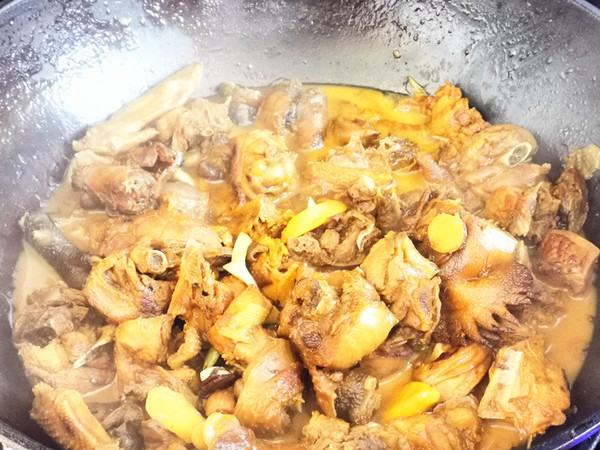 黃豆醬燉雞的做法-家常味燉菜譜