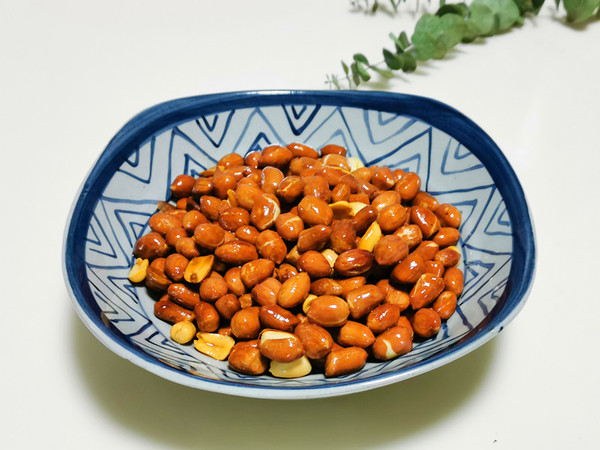 炒花生米的做法-家常味炒菜譜