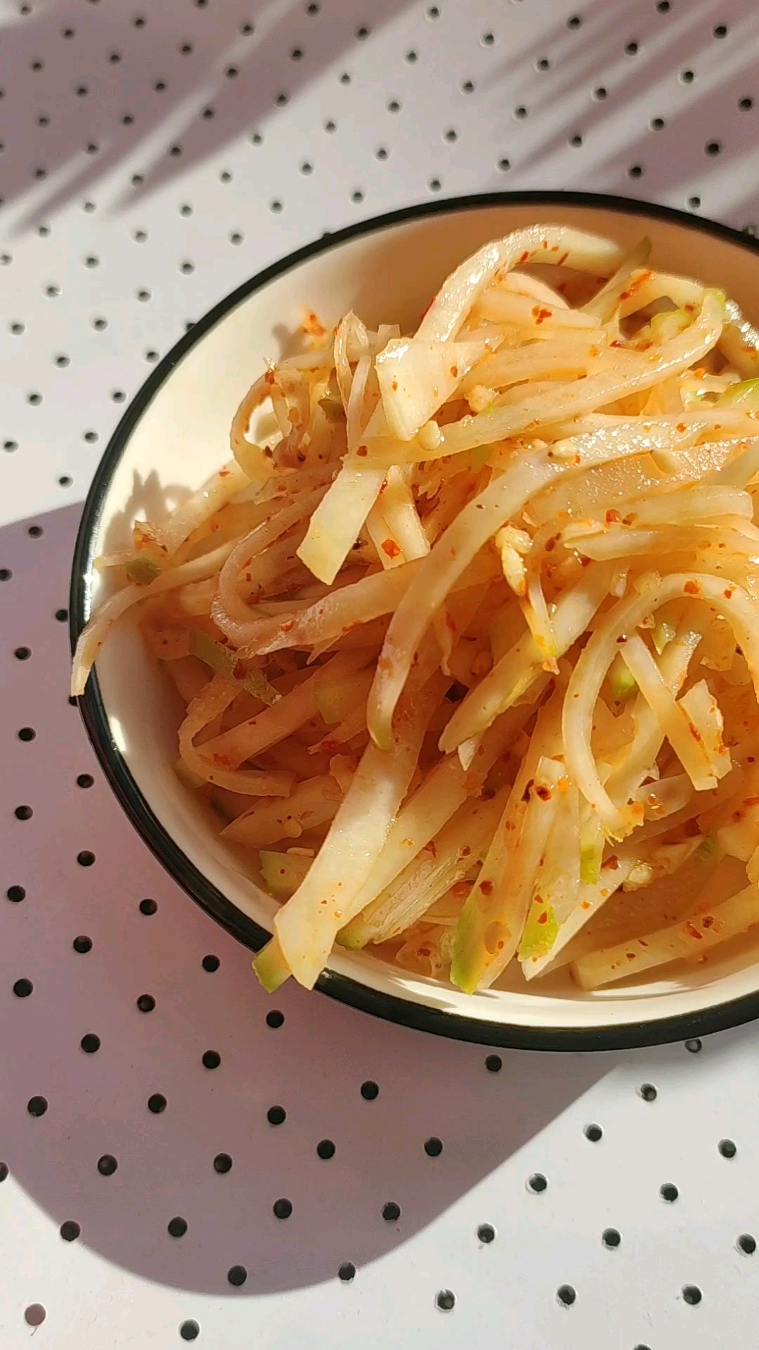 涼拌芥菜絲的做法-香辣味拌菜譜